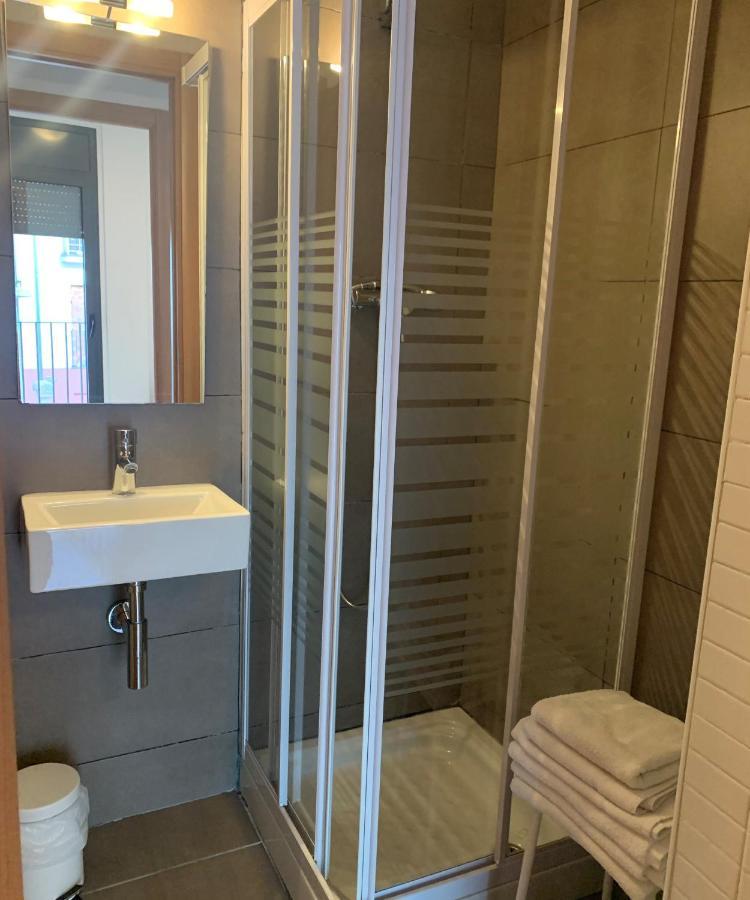 Apartament Centre Historic A Olot Appartement Buitenkant foto