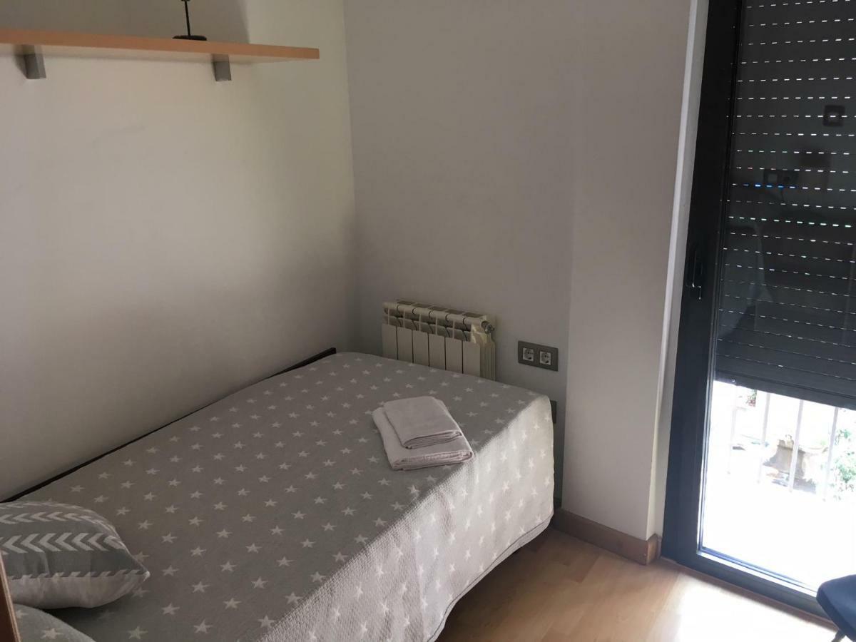 Apartament Centre Historic A Olot Appartement Buitenkant foto